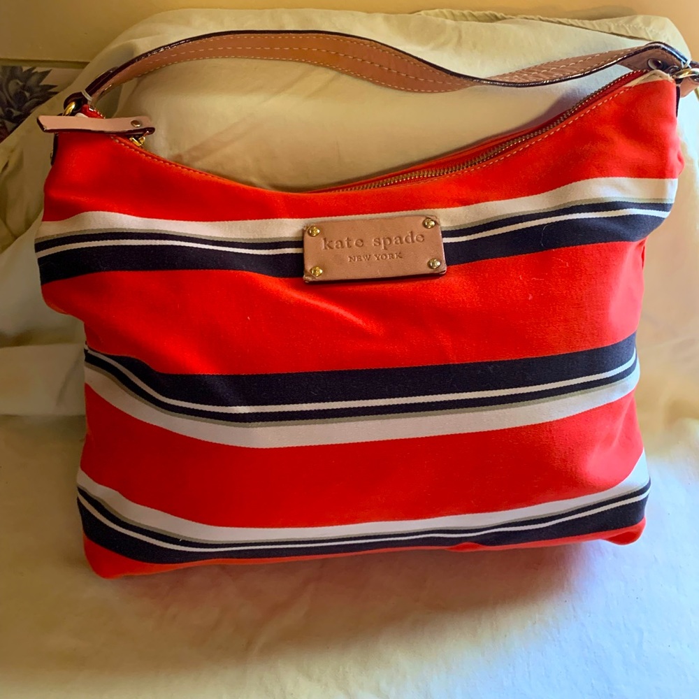 ⬇️🖤Kate♠Spade🎉Striped Shoulder Bag